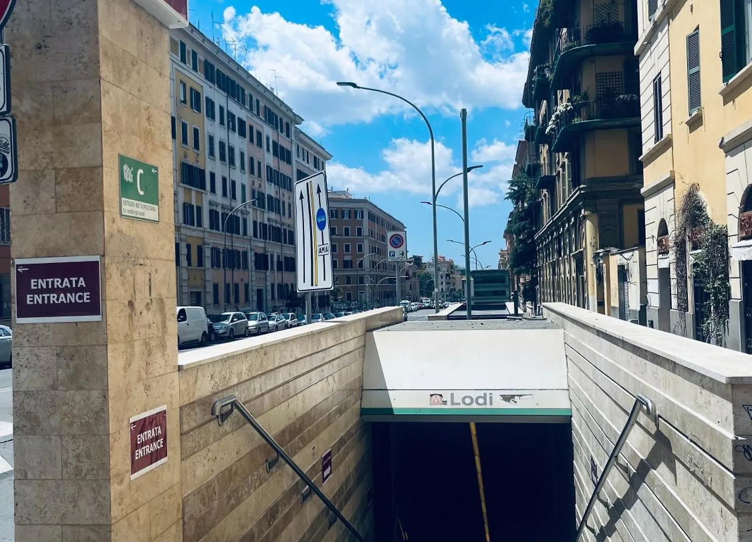 Apartment San Giovanni Metro Lodi Rome